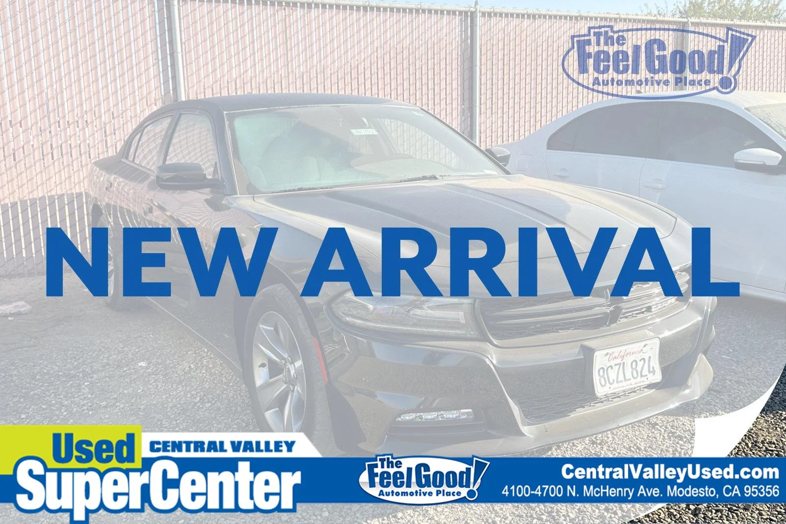 Used 2016 Pitch Black Clearcoat Dodge SXT image 1