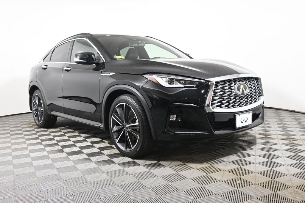Certified Used 2023 Black INFINITI LUXE image 9