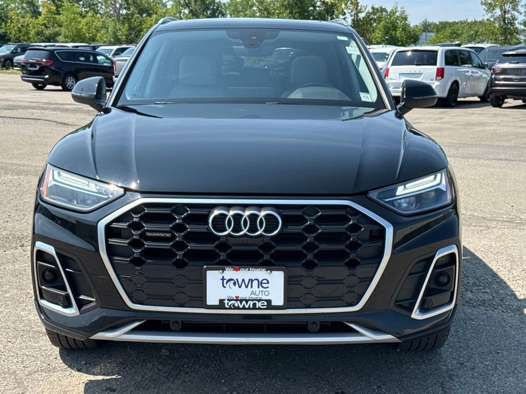 Used 2022 Black Audi 45 S line Premium image 8