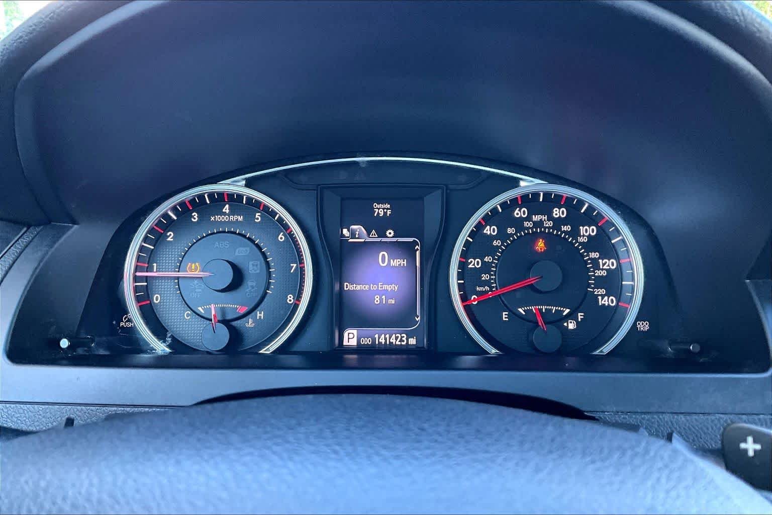 Used 2015 Predawn Gray Mica Toyota SE image 26