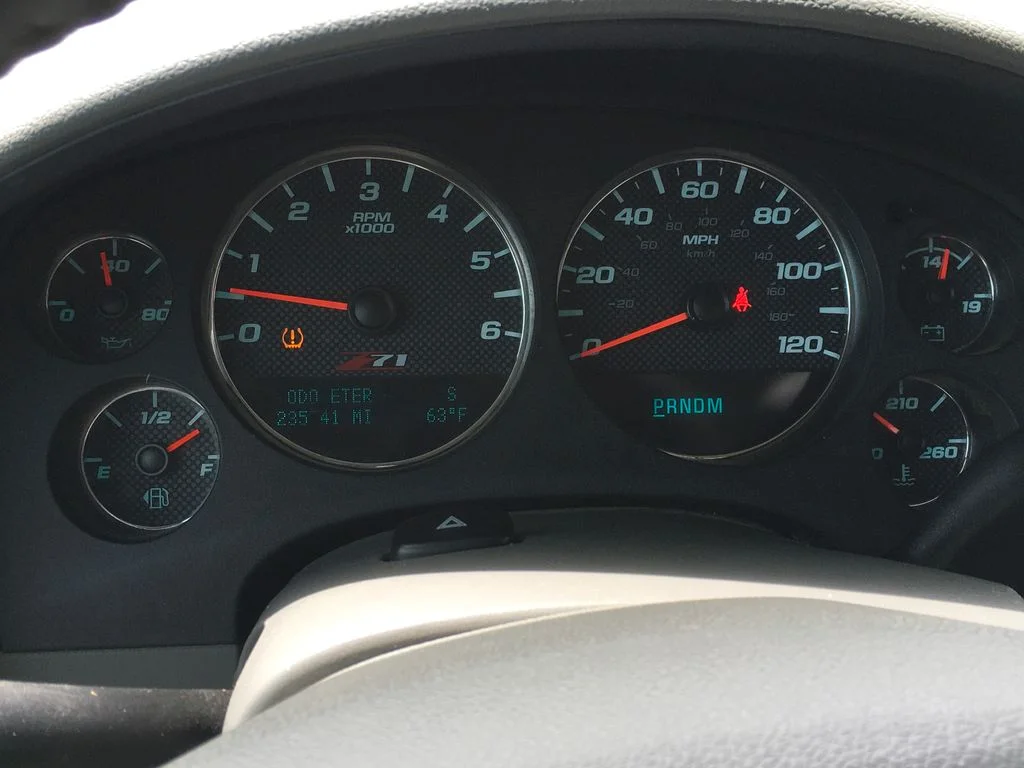Used 2014 Chevrolet Suburban LT with VIN 1GNSKJE7XER124611 for sale in Albany, OR