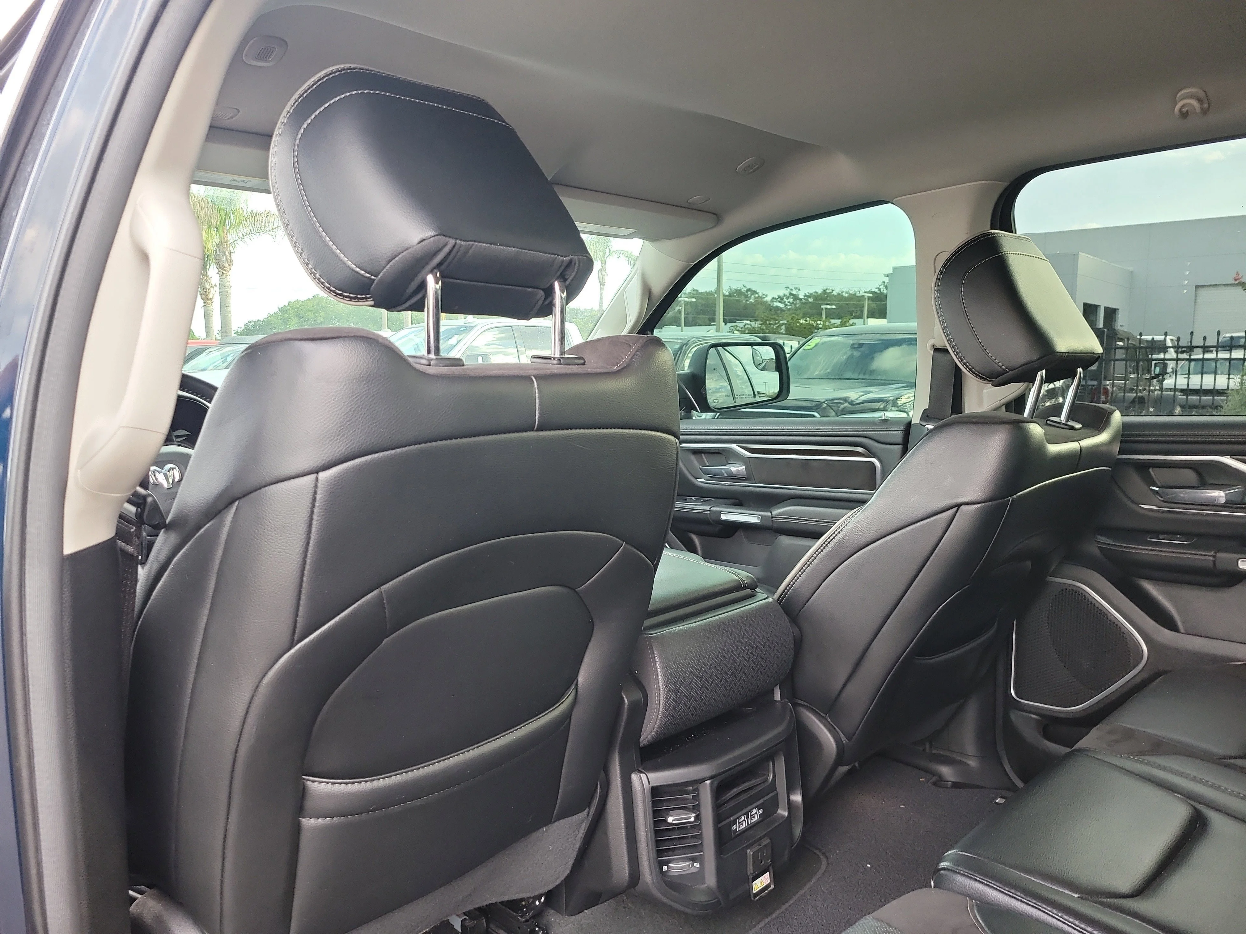 Used 2022 Patriot Blue Pearlcoat Ram Laramie image 13