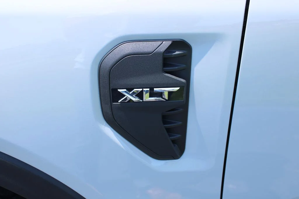 New 2026 Avalanche Ford XLT image 6