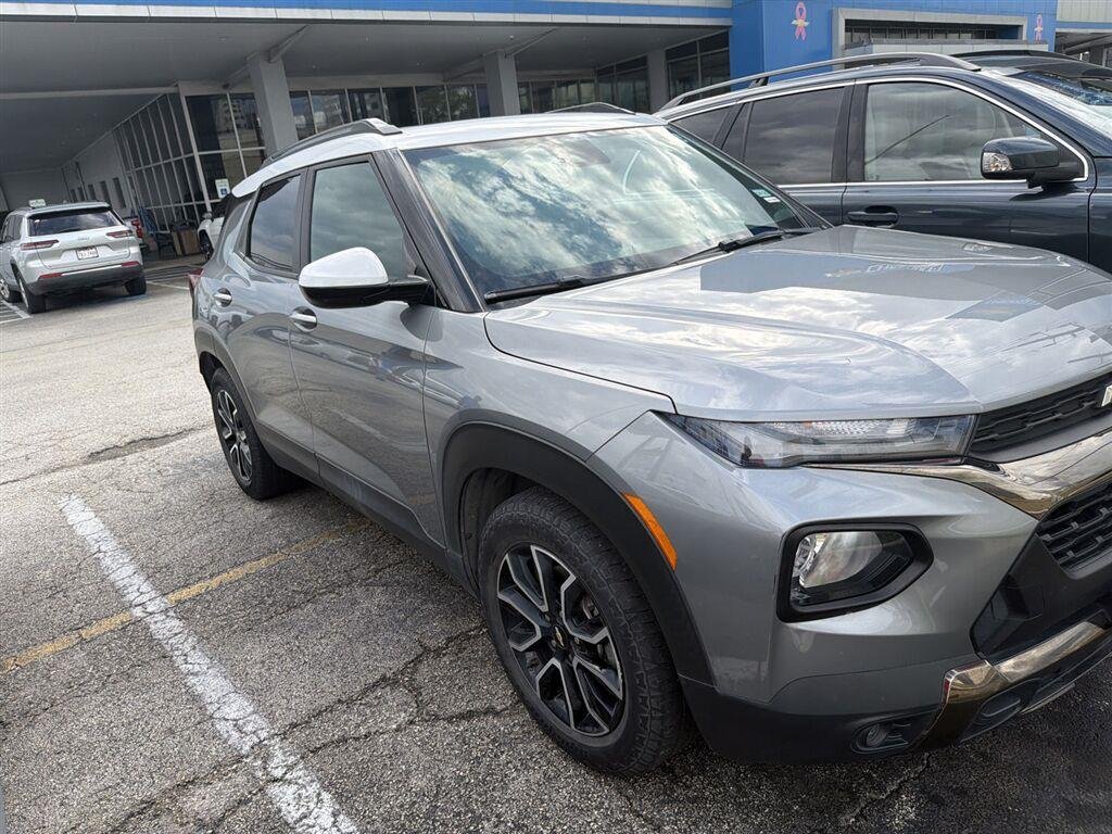 2023 Chevrolet Trailblazer photo 2 of 5