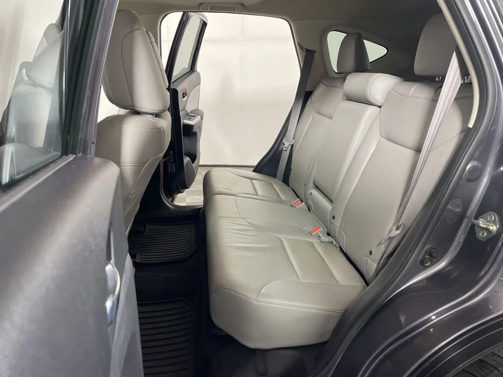 Used 2016 Gray Honda EX-L image 17