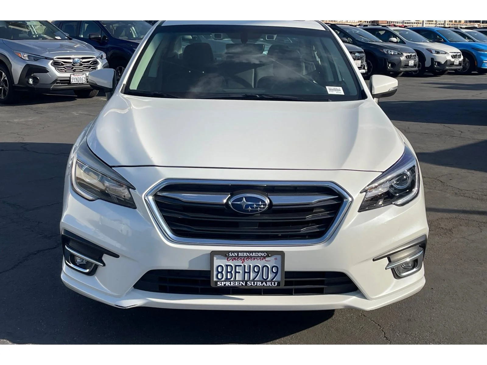 Used 2018 CRYSTAL WHITE PEA Subaru Limited image 9