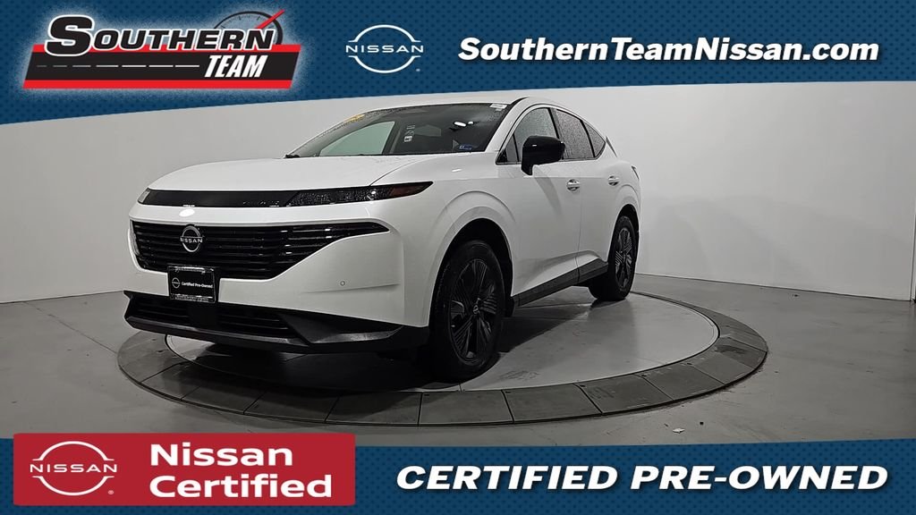 Certified Used 2025 White Nissan SV image 1