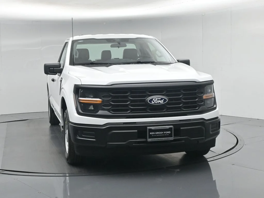 New 2026 Oxford White Ford XL image 22