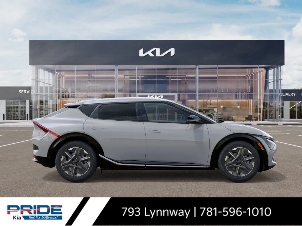 New 2026 Wolf Gray Kia LIGHT image 8
