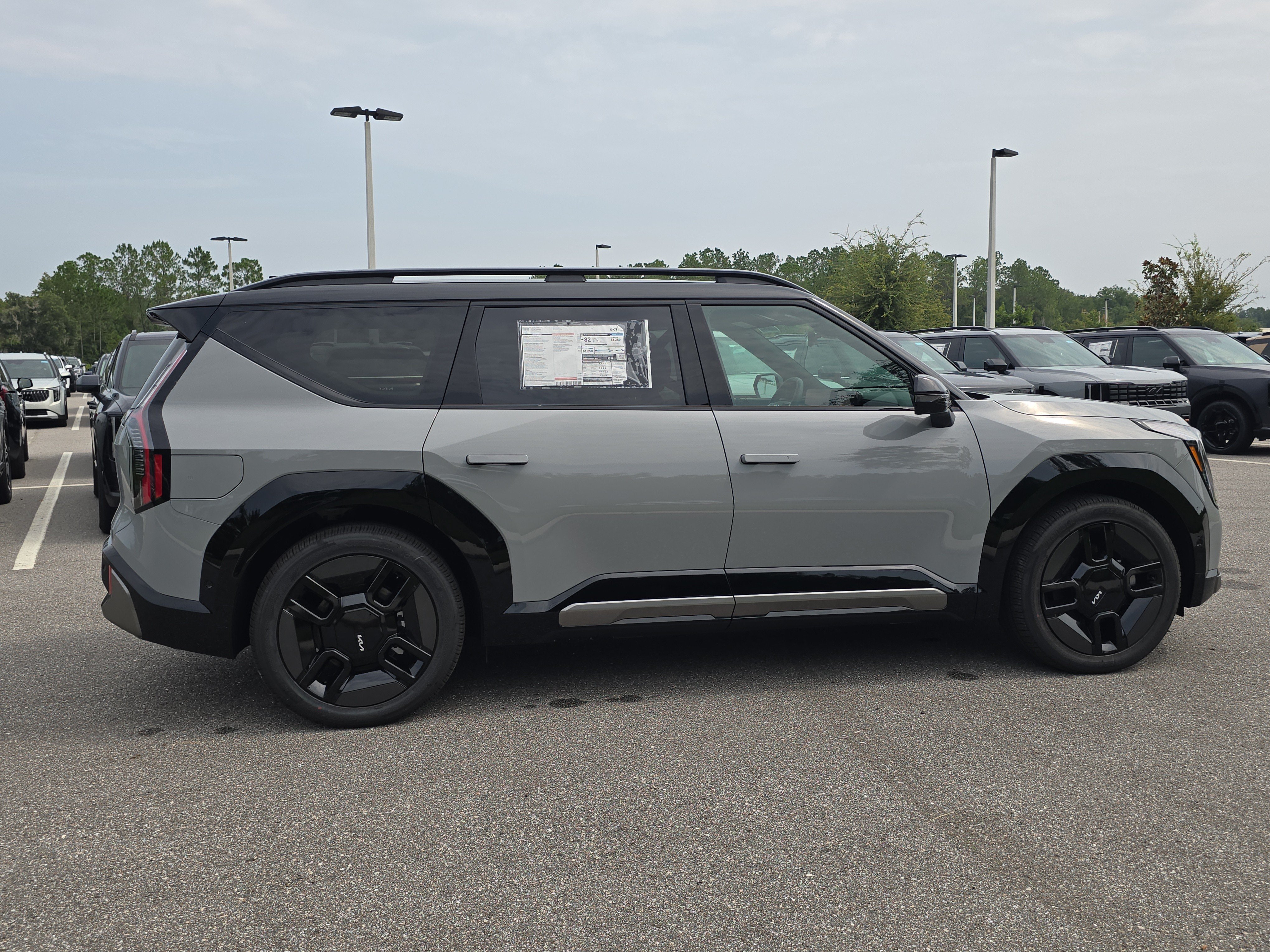New 2026 Wolf Gray / Black Roof Kia GT-Line AWD image 9