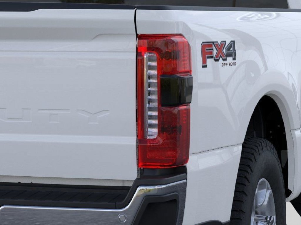 2026 Ford F-350 Super Duty XLT - Photo 21
