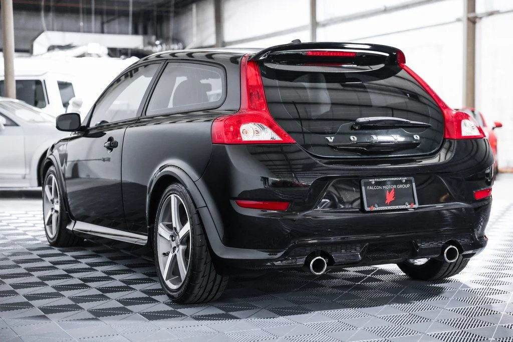 Used 2011 Black Volvo T5 R-Design image 9