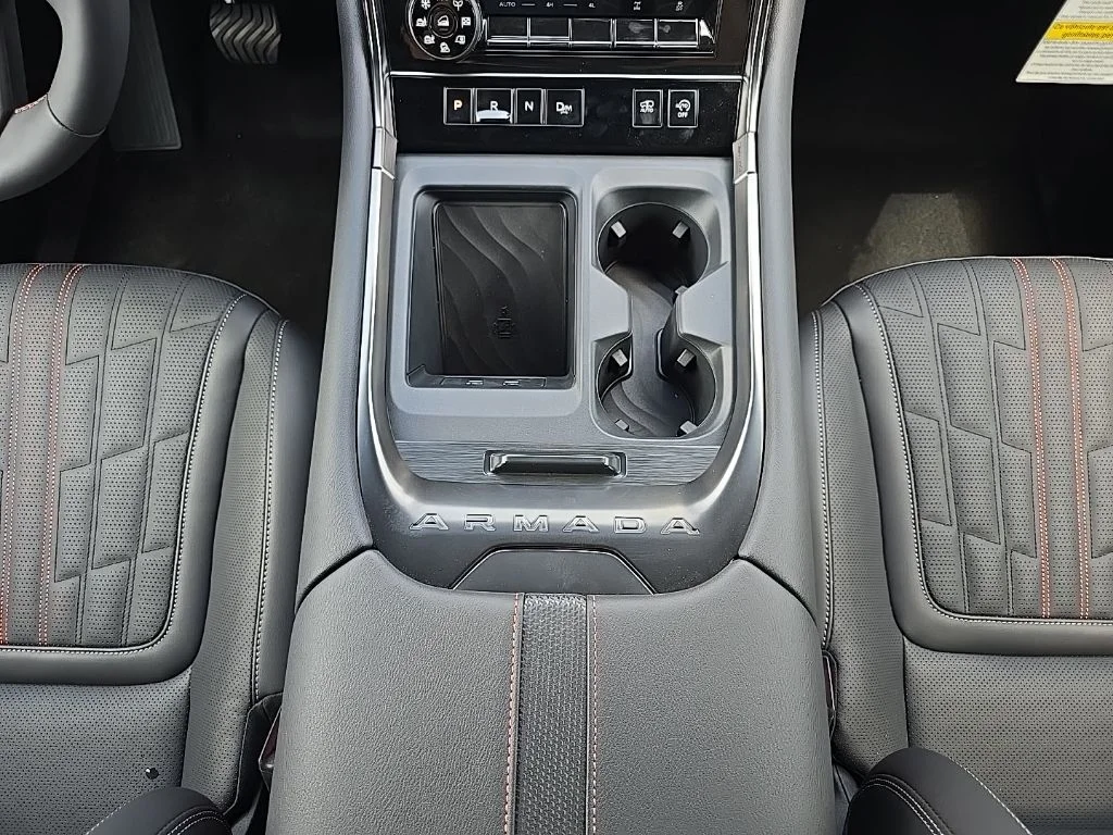 2025 Nissan Armada PRO-4X - Photo 20