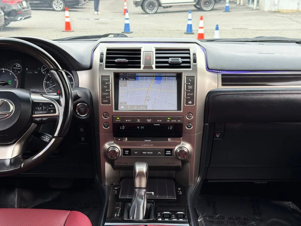 Used 2021 White Lexus 460 image 26