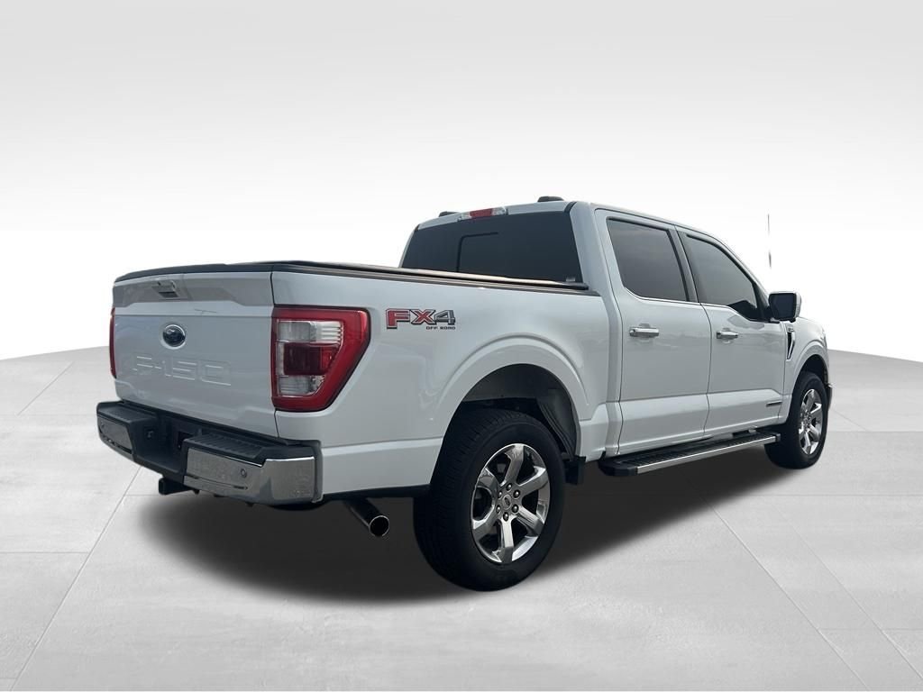 Certified Used 2023 White Metallic Ford Lariat image 5