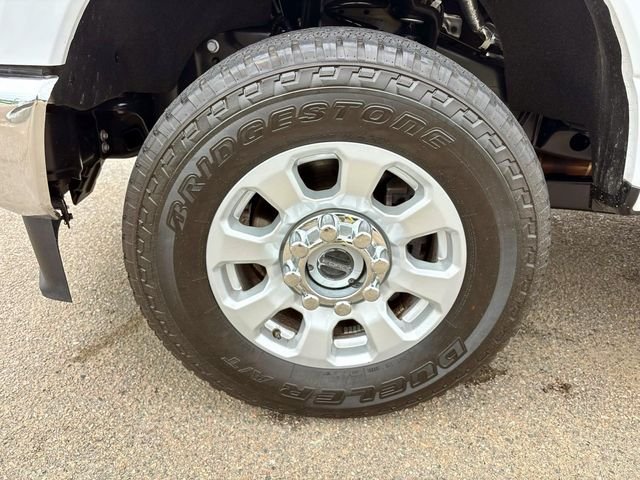 Used 2024 White Ford XLT image 8