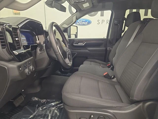 Used 2025 Summit White Chevrolet LT image 21