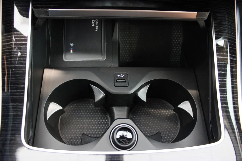 New 2026 Carbon Black Metallic BMW xDrive40i image 17