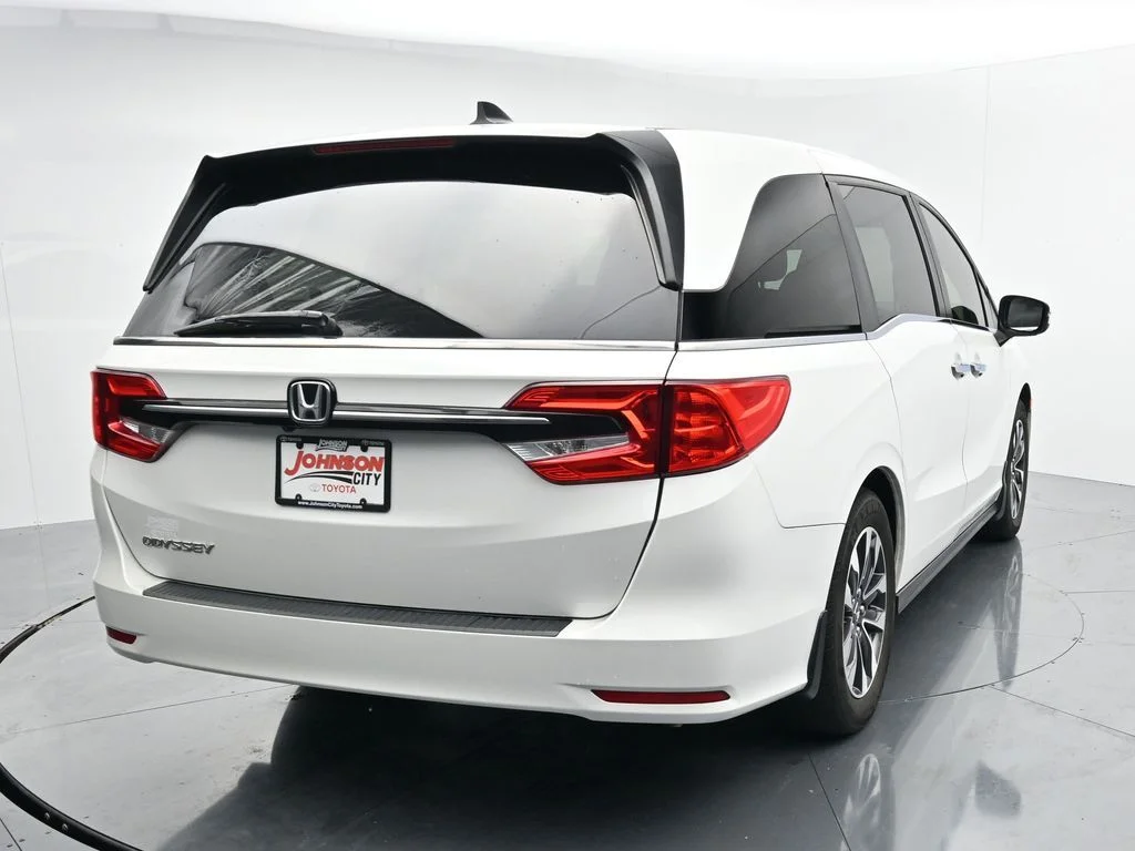Used 2022  Honda EX-L image 5