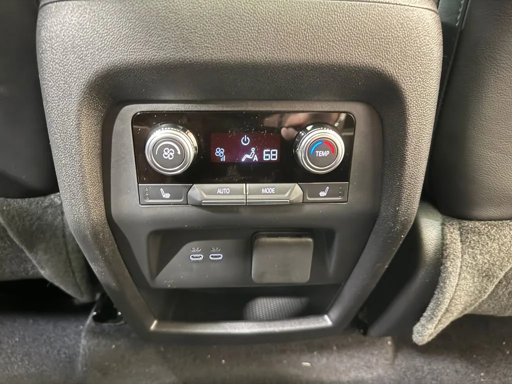 New 2026 Glacier White Tricoat GMC Denali Ultimate image 13