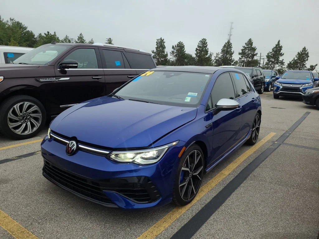 Used 2024 Lapiz Blue Metallic Volkswagen 2.0T image 2