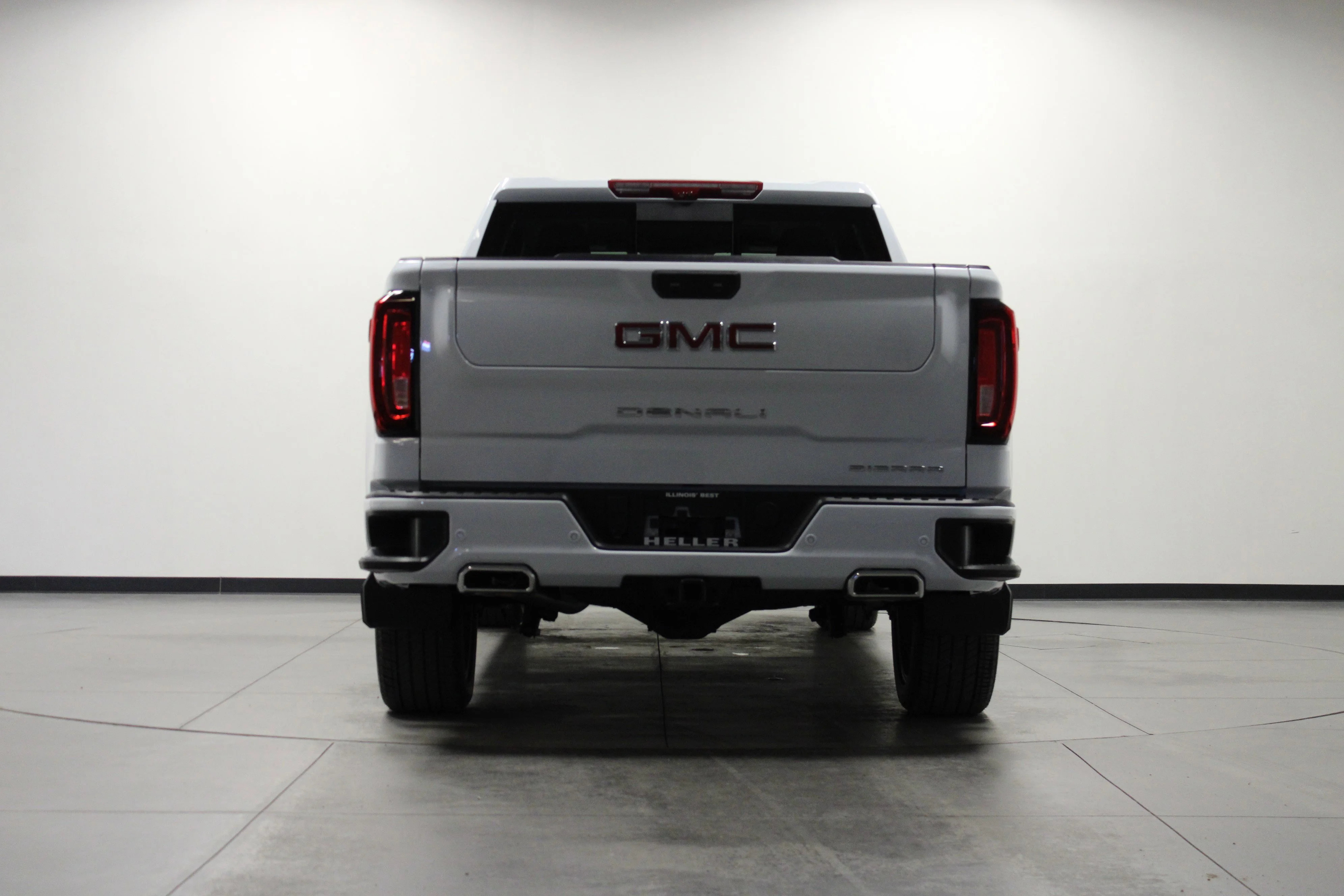 New 2026 Glacier White Tricoat GMC Denali image 5