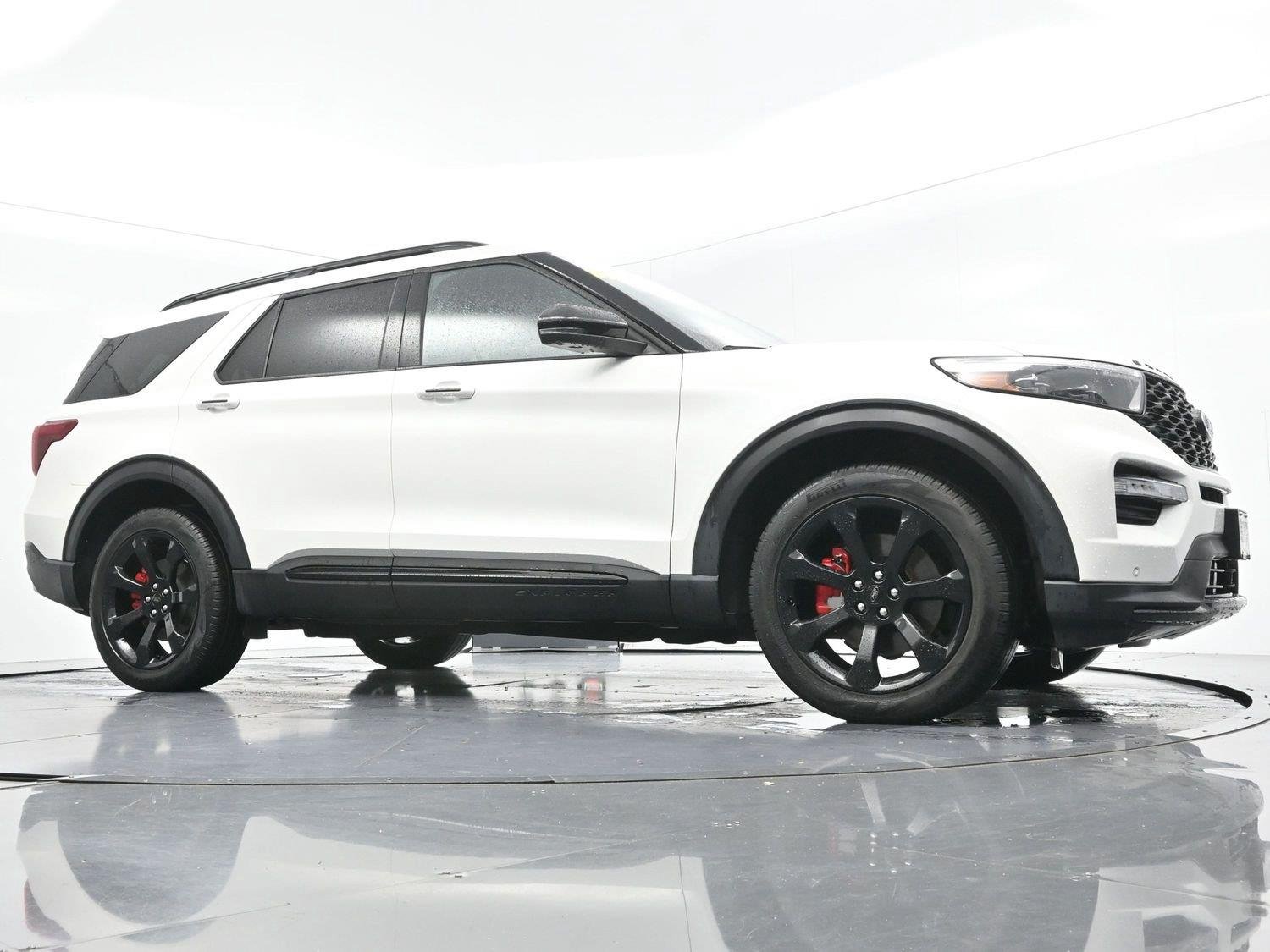 Used 2022 Star White Metallic Tri-Coat Ford ST image 54