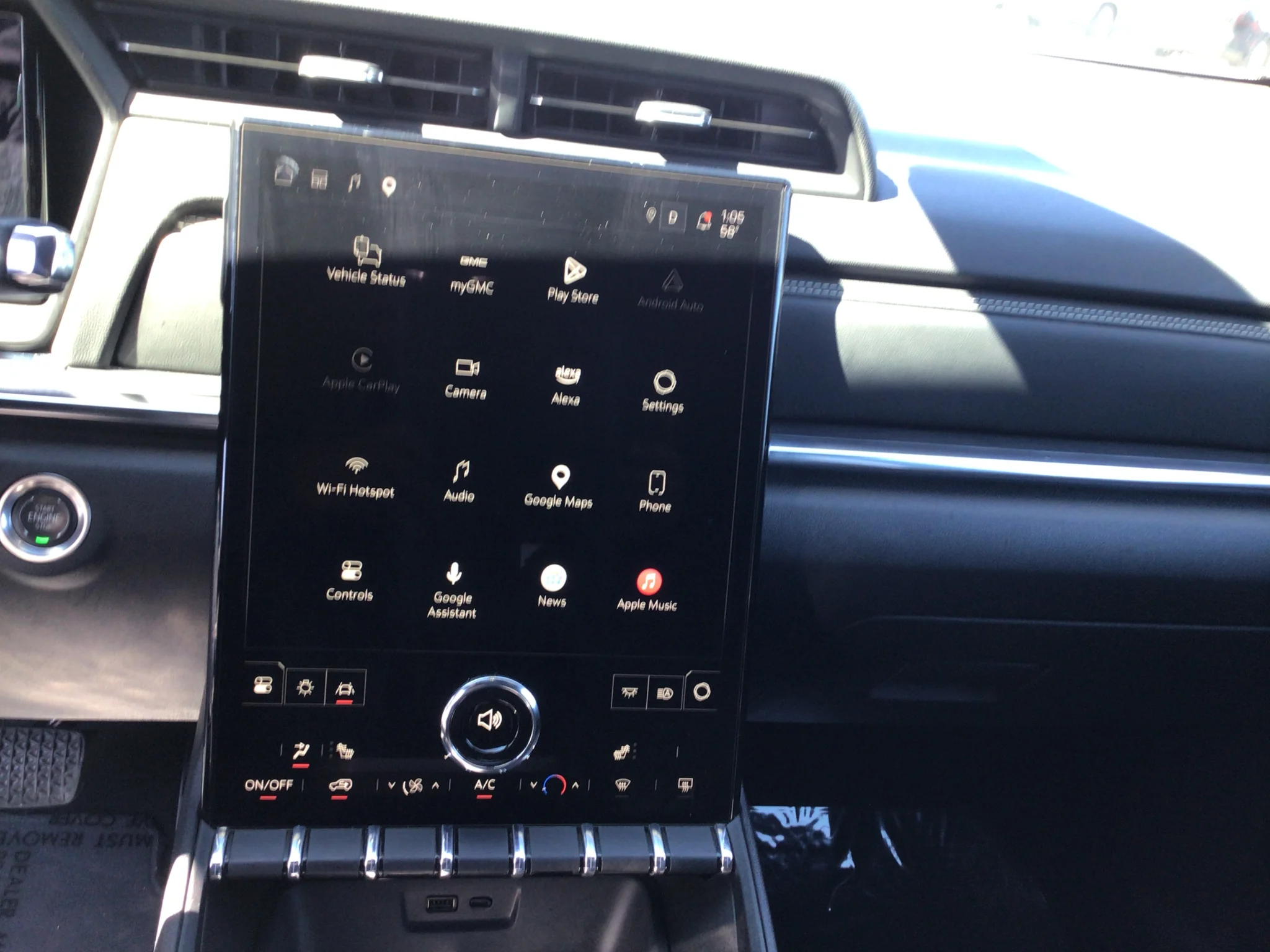 Used 2025 Summit White GMC Elevation image 14