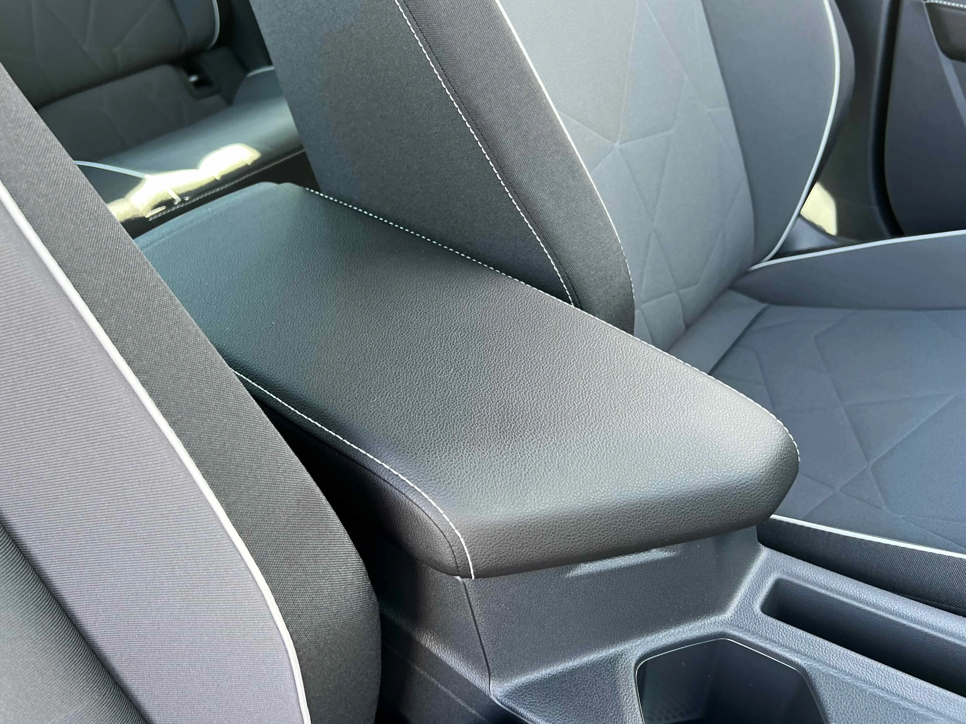 New 2026 Pure White Volkswagen Sport image 21