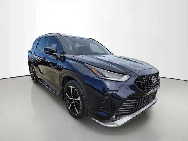 Used 2022 Blueprint Toyota XSE image 7