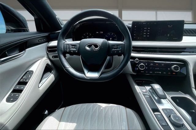 Used 2026 Black INFINITI Autograph image 5