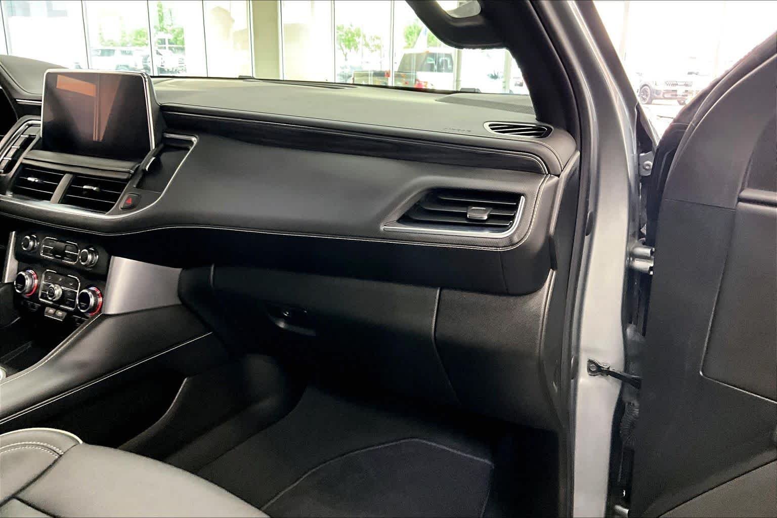 Used 2023 Sterling Metallic GMC SLT image 19