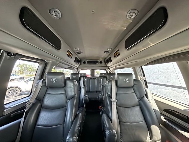 Used 2020 Summit White GMC Explorer Limited SE image 2