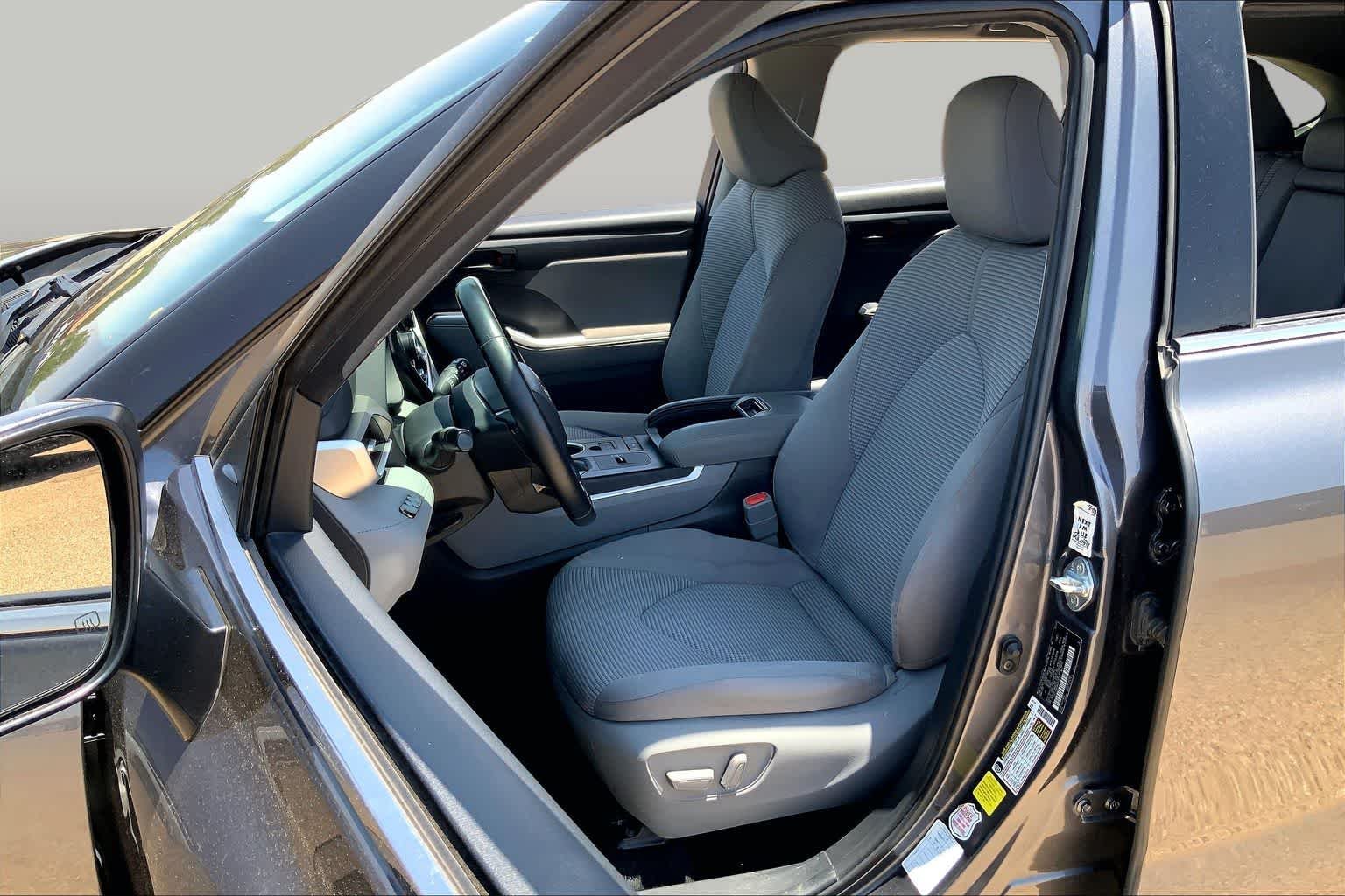 Used 2021 Magnetic Gray Metallic Toyota LE image 8