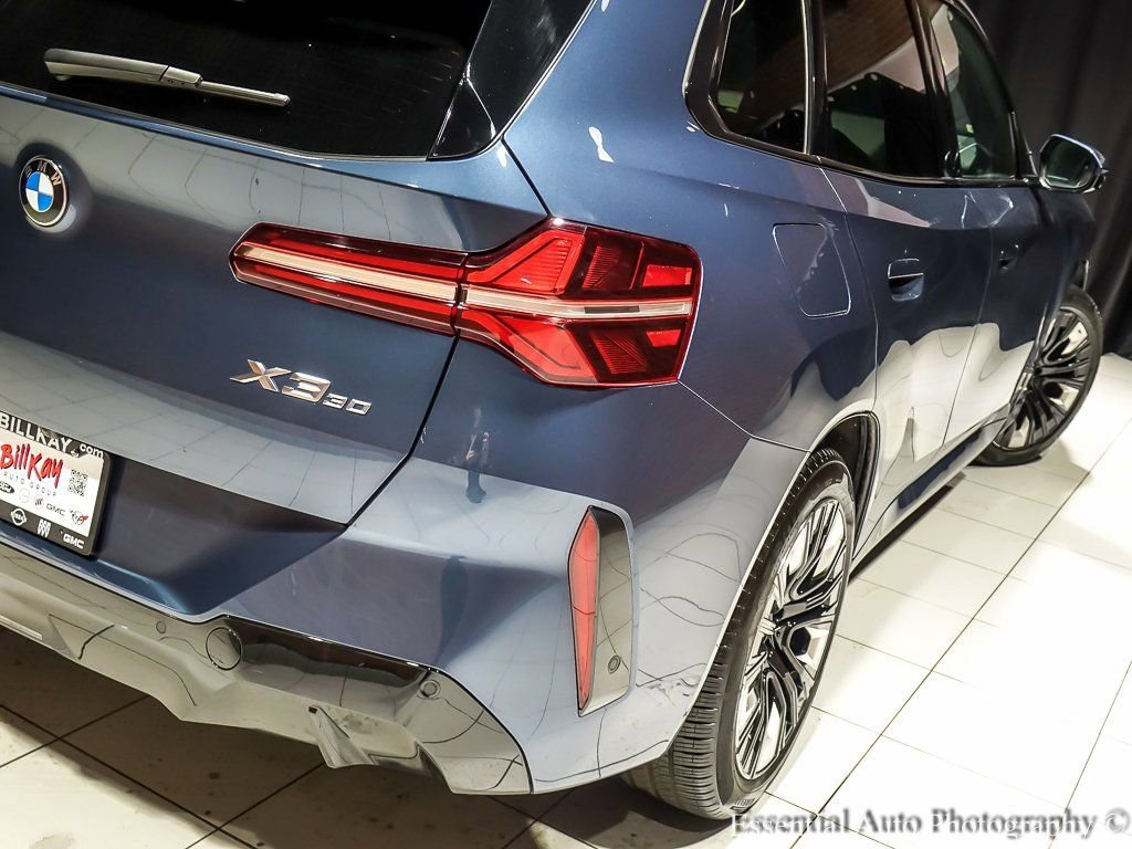 2025 BMW X3 - Image 9
