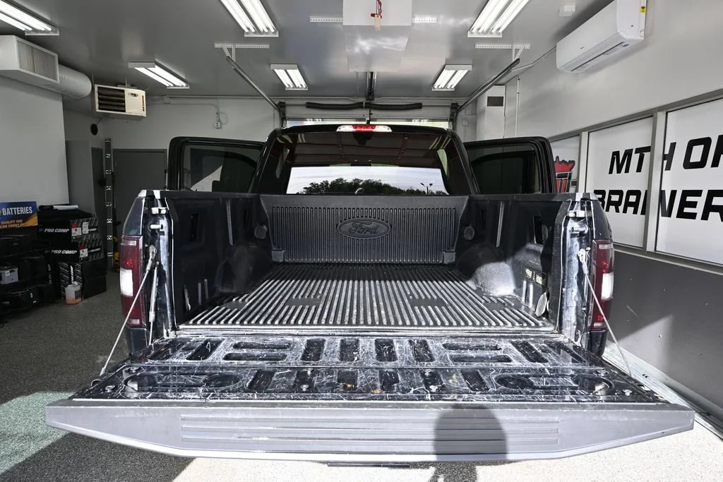 Used 2018 Black Ford XLT image 32