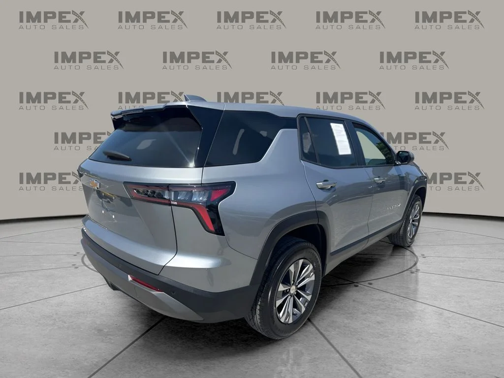 Used 2026 Gray Chevrolet LT image 5