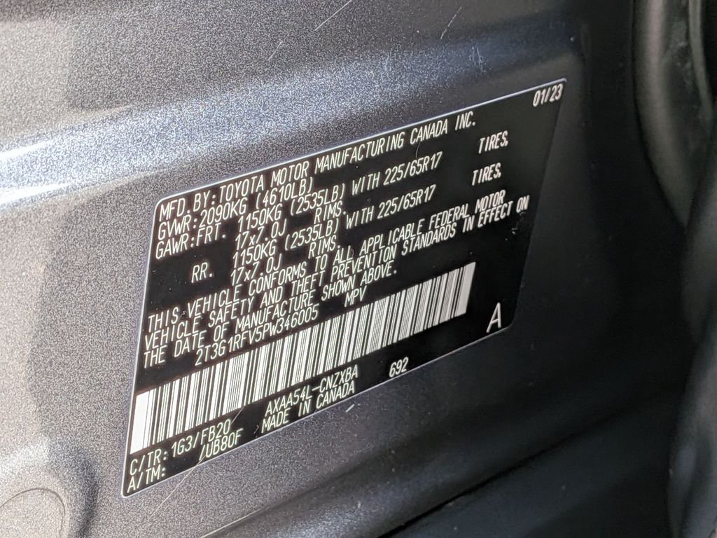 2023 Toyota RAV4 LE - Photo 32