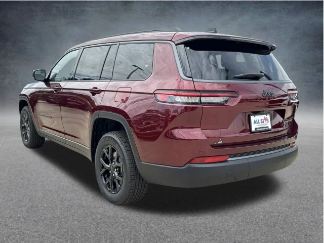 New 2026 Velvet Red Pearl-Coat Exterior Paint Jeep Altitude image 5