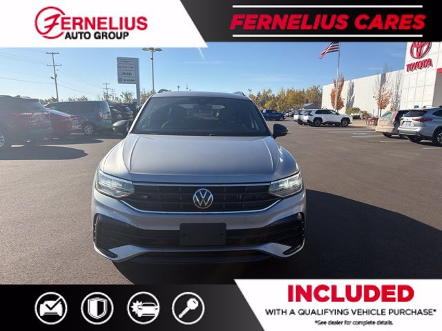 Used 2022 Silver Volkswagen 2.0T SE R-Line Black image 7