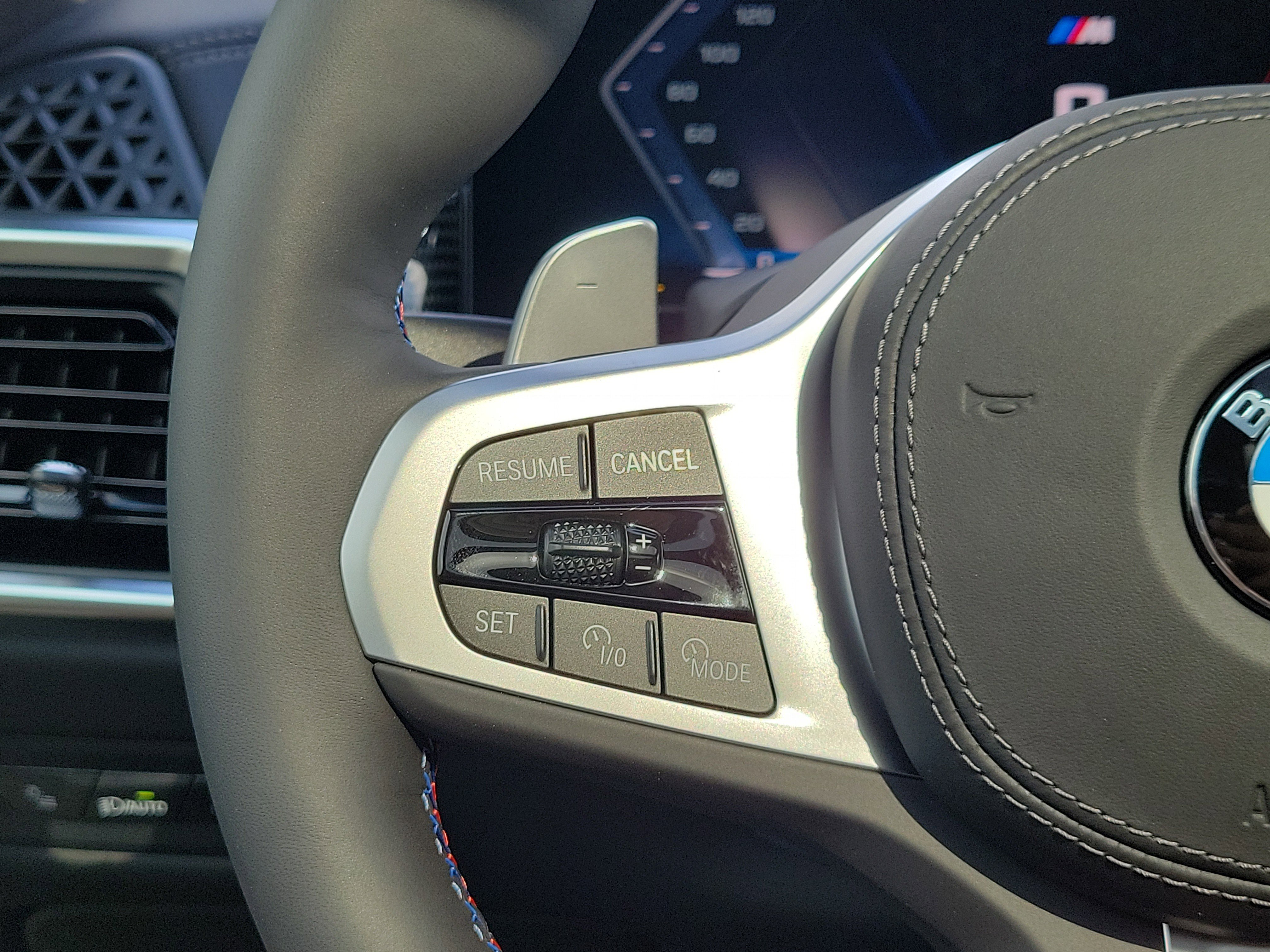 New 2026 Brooklyn Grey Metallic BMW M60i image 21