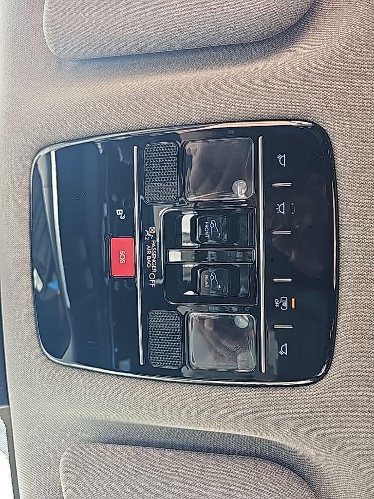 2026 Hyundai Santa Fe Limited - Photo 26