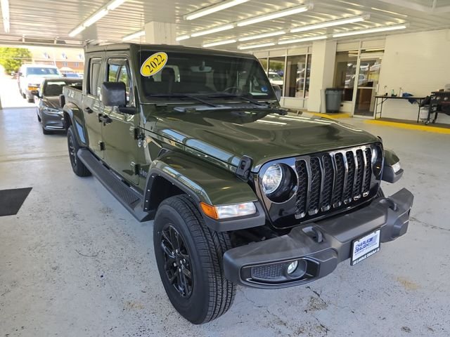 Used 2022 Green Jeep Sport image 7