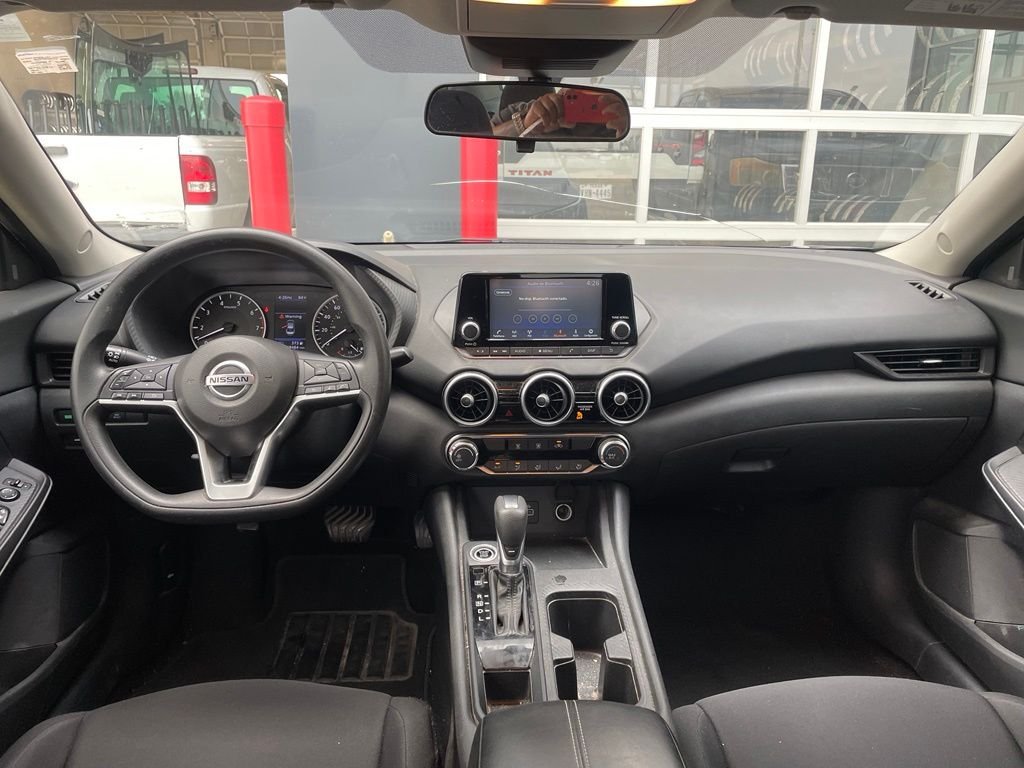 Used 2022 Gray Nissan S image 11