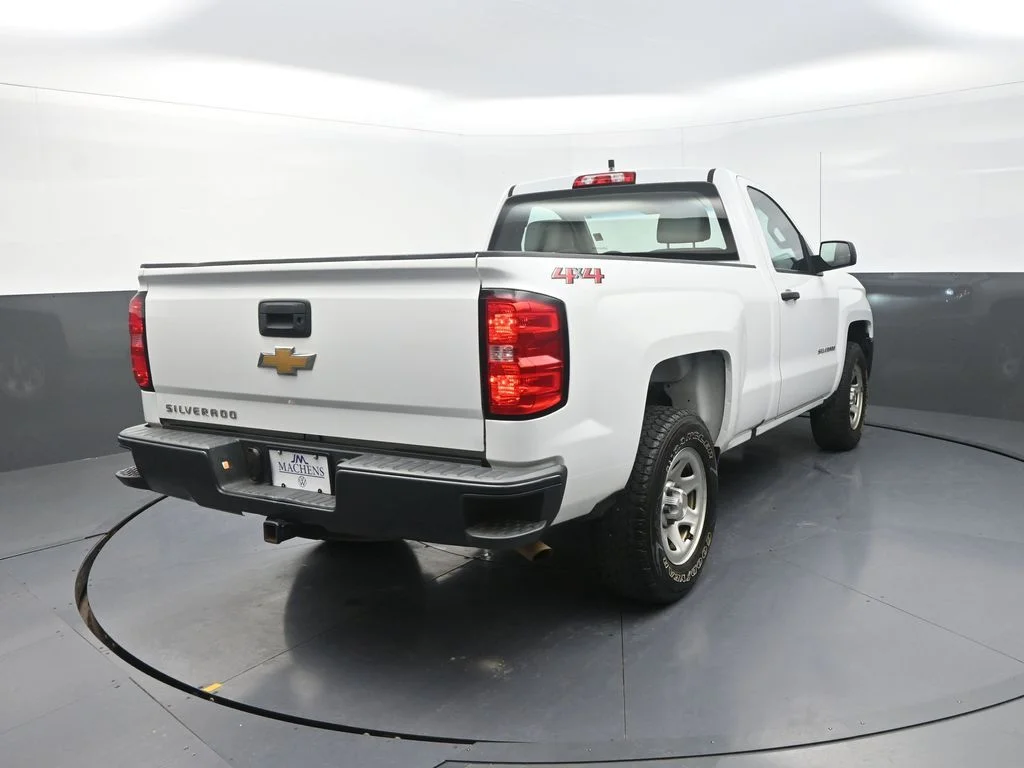 Used 2018 White Chevrolet WT image 11