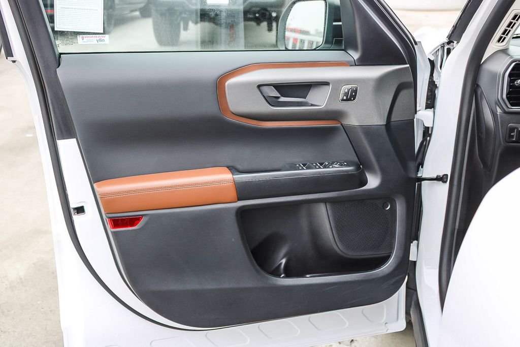 Used 2025 Oxford White Ford Outer Banks image 21
