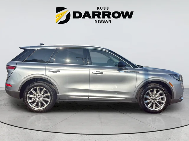 Used 2022 Silver Lincoln Standard image 6