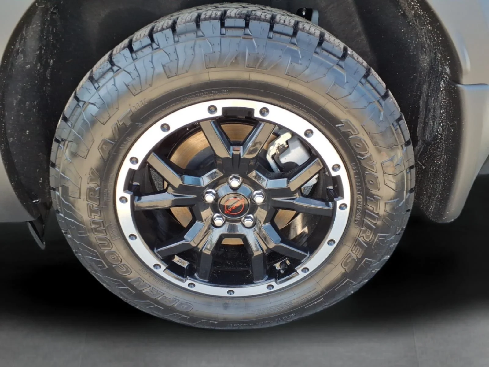 New 2026 Everest White Pearl TriCoat Nissan Rock Creek® image 4
