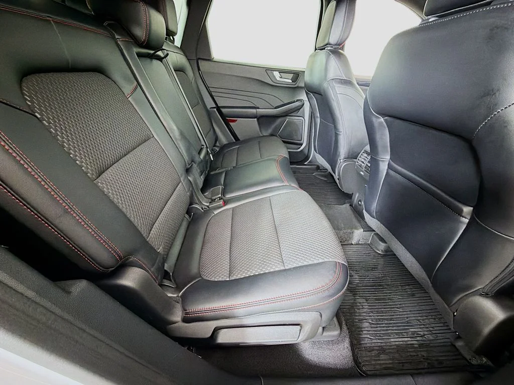 Certified Used 2023 Oxford White Ford ST-Line image 24