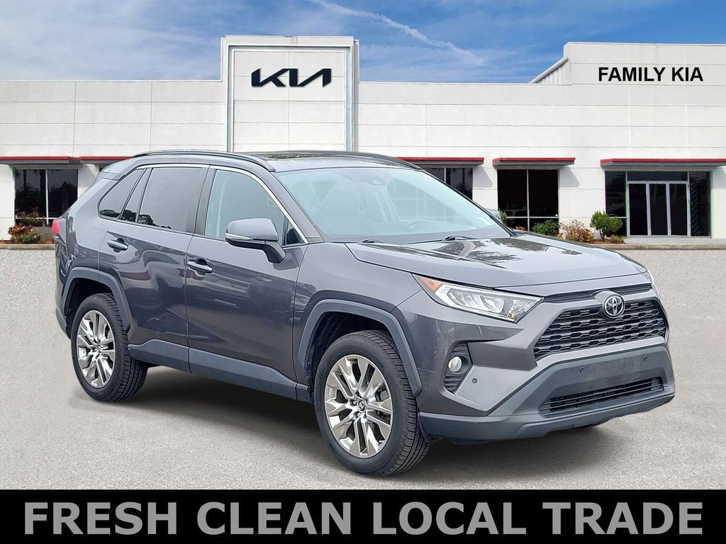 2019 Toyota RAV4 XLE Premium